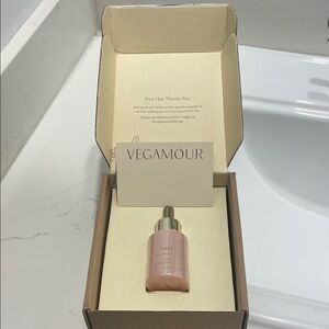Vegamour Hair Growth Serum - NEVER BEEN OPENED - comes in original packaging